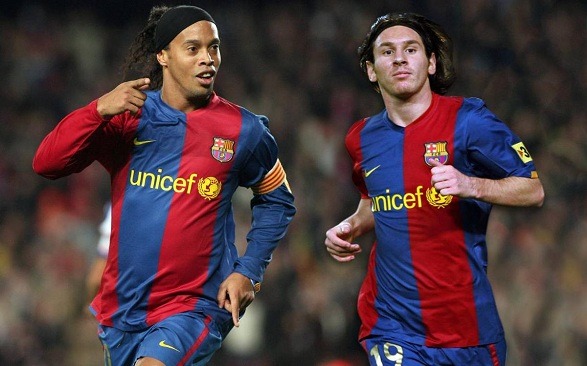 Ronaldinho is one of the great footballers!